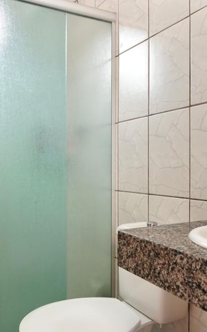 Casa à venda com 200m², 8 quartos e 3 vagasBanheiro 