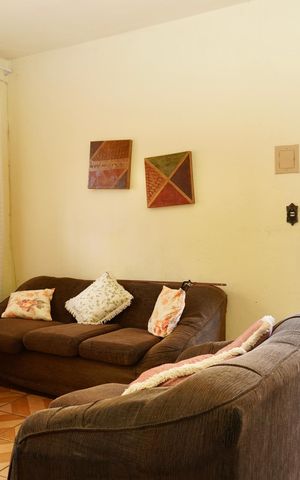 Casa à venda com 200m², 8 quartos e 3 vagasSala 
