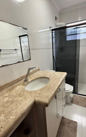 Casa para alugar com 175m², 2 quartos e 2 vagas Casa para alugar com 175m², 2 quartos e 2 vagasBanheiro