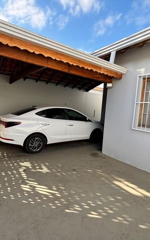 Casa para alugar com 175m², 2 quartos e 2 vagas Casa para alugar com 175m², 2 quartos e 2 vagasQuintal