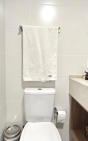 Apartamento para alugar com 70m², 2 quartos e 1 vaga Apartamento para alugar com 70m², 2 quartos e 1 vagaBanheiro suíte