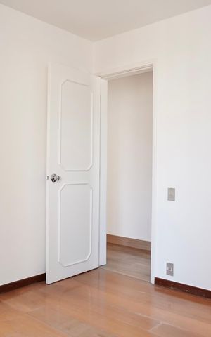 Apartamento à venda com 250m², 4 quartos e 2 vagas Apartamento à venda com 250m², 4 quartos e 2 vagasQuarto 3