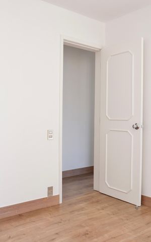 Apartamento à venda com 250m², 4 quartos e 2 vagas Apartamento à venda com 250m², 4 quartos e 2 vagasQuarto 2