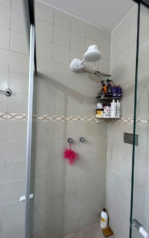 Casa à venda com 87m², 1 quarto e sem vagaBanheiro