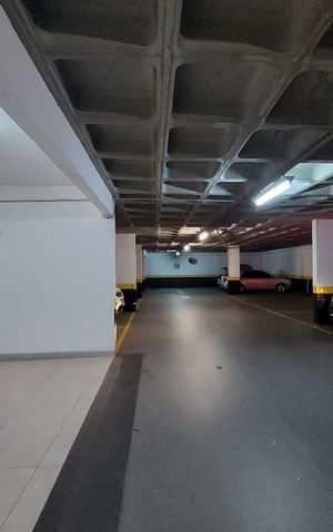 Apartamento para alugar com 80m², 2 quartos e 2 vagas Apartamento para alugar com 80m², 2 quartos e 2 vagasEstacionamento