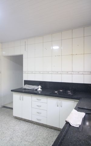 Casa à venda com 128m², 2 quartos e 2 vagasCozinha