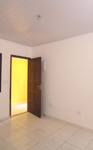 Casa à venda com 128m², 2 quartos e 2 vagasSala