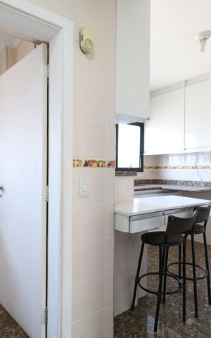 Apartamento à venda com 145m², 3 quartos e 2 vagasCozinha