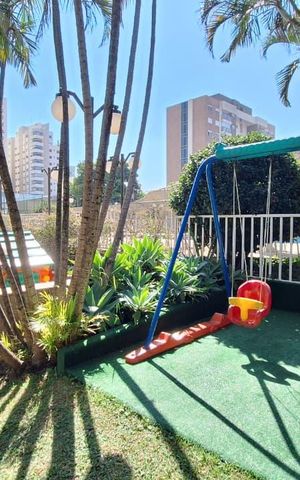 Apartamento à venda com 145m², 3 quartos e 2 vagas Apartamento à venda com 145m², 3 quartos e 2 vagasÁrea comum - Playground