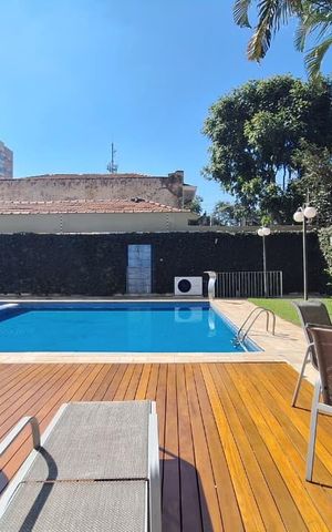 Apartamento à venda com 145m², 3 quartos e 2 vagas Apartamento à venda com 145m², 3 quartos e 2 vagasÁrea comum - Piscina