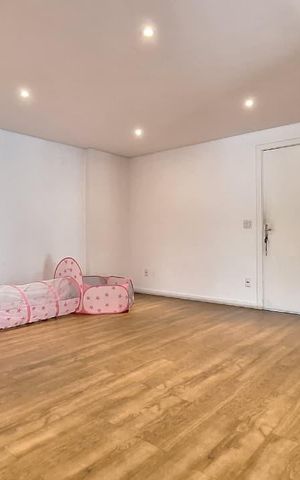 Apartamento à venda com 145m², 3 quartos e 2 vagas Apartamento à venda com 145m², 3 quartos e 2 vagasBrinquedoteca