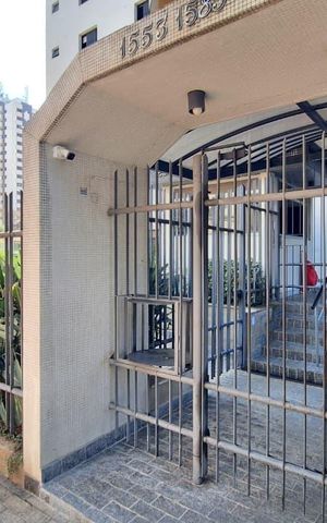 Apartamento à venda com 145m², 3 quartos e 2 vagas Apartamento à venda com 145m², 3 quartos e 2 vagasFachada