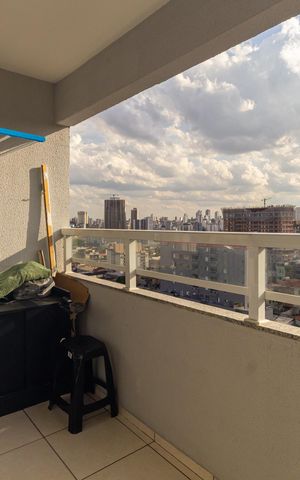 Apartamento à venda com 42m², 2 quartos e sem vaga Apartamento à venda com 42m², 2 quartos e sem vagaVaranda