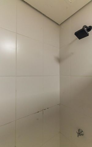 Apartamento à venda com 42m², 2 quartos e sem vaga Apartamento à venda com 42m², 2 quartos e sem vagaBanheiro