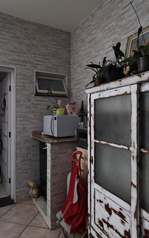 Casa para alugar com 145m², 2 quartos e 2 vagas Casa para alugar com 145m², 2 quartos e 2 vagasEscritório