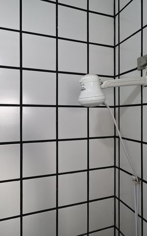 Casa para alugar com 145m², 2 quartos e 2 vagas Casa para alugar com 145m², 2 quartos e 2 vagasBanheiro da suíte 1
