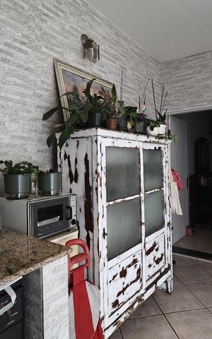 Casa para alugar com 145m², 2 quartos e 2 vagas Casa para alugar com 145m², 2 quartos e 2 vagasEscritório
