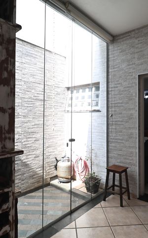 Casa para alugar com 145m², 2 quartos e 2 vagas Casa para alugar com 145m², 2 quartos e 2 vagasEscritório
