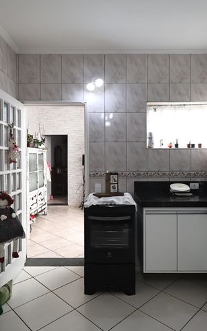 Casa para alugar com 145m², 2 quartos e 2 vagas Casa para alugar com 145m², 2 quartos e 2 vagasCozinha