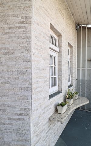 Casa para alugar com 145m², 2 quartos e 2 vagas Casa para alugar com 145m², 2 quartos e 2 vagasSacada