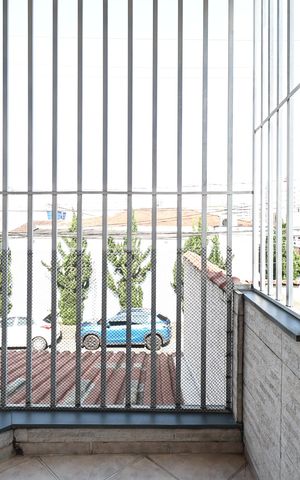 Casa para alugar com 145m², 2 quartos e 2 vagas Casa para alugar com 145m², 2 quartos e 2 vagasSacada