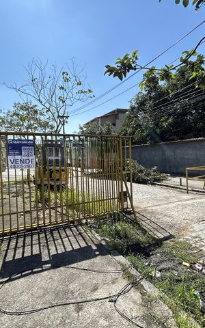 Casa à venda com 50m², 1 quarto e sem vagaFachada + placa