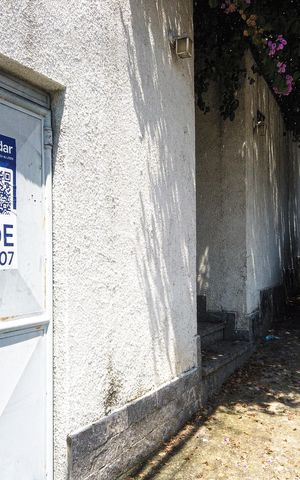 Casa à venda com 70m², 2 quartos e 1 vagaFachada