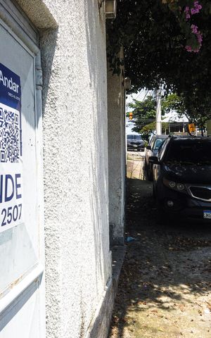 Casa à venda com 70m², 2 quartos e 1 vagaFachada