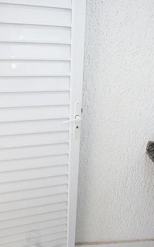 Casa à venda com 70m², 2 quartos e 1 vagaLavabo