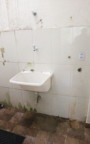Casa à venda com 70m², 2 quartos e 1 vagaÁrea de Serviço