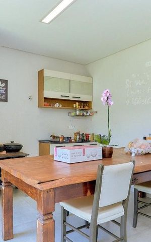 Casa à venda com 203m², 3 quartos e 2 vagas