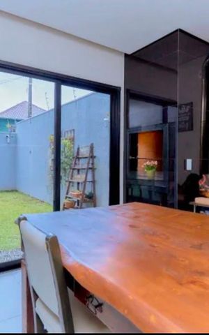 Casa à venda com 203m², 3 quartos e 2 vagas
