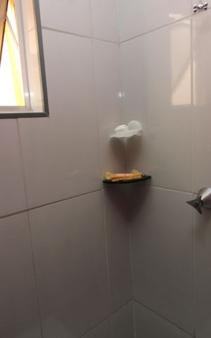 Casa à venda com 150m², 3 quartos e 2 vagasBanheiro 1