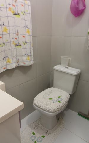Casa à venda com 150m², 3 quartos e 2 vagasBanheiro 1