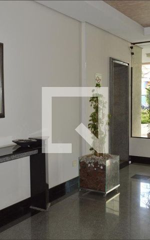 Apartamento para alugar com 65m², 2 quartos e 1 vaga Apartamento para alugar com 65m², 2 quartos e 1 vagaHall de entrada