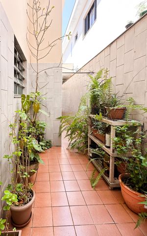 Casa à venda com 143m², 2 quartos e 2 vagas Casa à venda com 143m², 2 quartos e 2 vagasJardim de Inverno