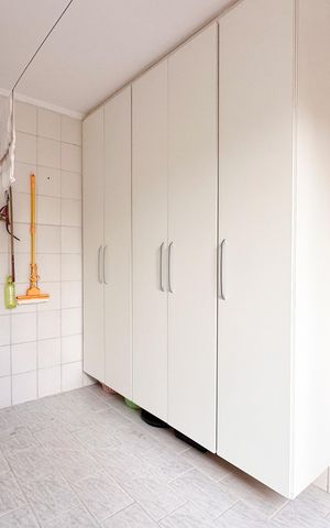 Casa à venda com 143m², 2 quartos e 2 vagas Casa à venda com 143m², 2 quartos e 2 vagasÁrea de Serviço
