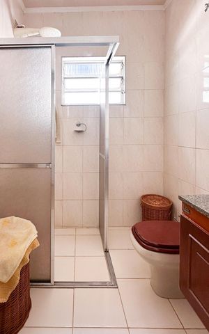 Casa à venda com 143m², 2 quartos e 2 vagas Casa à venda com 143m², 2 quartos e 2 vagasBanheiro Social 3