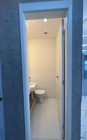 Apartamento para alugar com 69m², 2 quartos e 2 vagas Apartamento para alugar com 69m², 2 quartos e 2 vagasBanheiro 3
