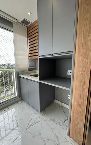 Apartamento para alugar com 69m², 2 quartos e 2 vagas Apartamento para alugar com 69m², 2 quartos e 2 vagasVaranda