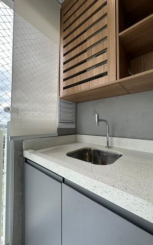 Apartamento para alugar com 69m², 2 quartos e 2 vagas Apartamento para alugar com 69m², 2 quartos e 2 vagasVaranda