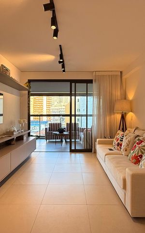 Apartamento à venda com 144m², 3 quartos e 2 vagas Apartamento à venda com 144m², 3 quartos e 2 vagasSala