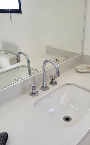 Apartamento à venda com 93m², 2 quartos e 2 vagas Apartamento à venda com 93m², 2 quartos e 2 vagasBanheiro 2