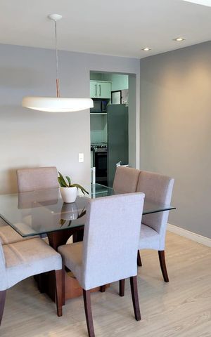 Apartamento à venda com 93m², 2 quartos e 2 vagas Apartamento à venda com 93m², 2 quartos e 2 vagasSala de Jantar