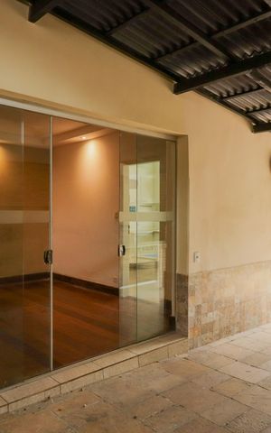 Casa para alugar com 334m², 4 quartos e 4 vagas Casa para alugar com 334m², 4 quartos e 4 vagasÁrea de Serviço e Área Gourmet