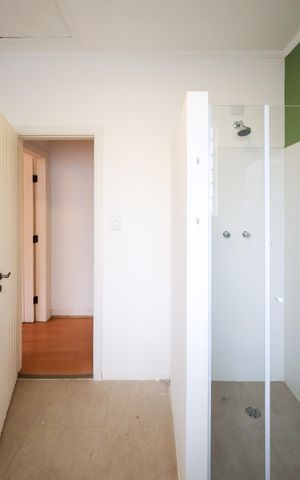Casa para alugar com 334m², 4 quartos e 4 vagas Casa para alugar com 334m², 4 quartos e 4 vagasBanheiro Social