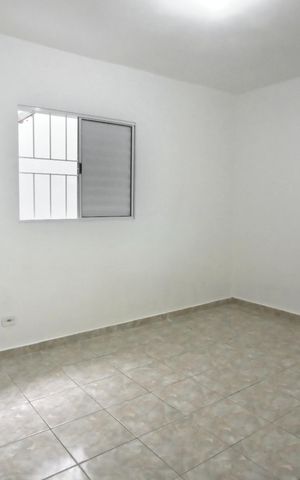 Casa para alugar com 74m², 3 quartos e 3 vagas Casa para alugar com 74m², 3 quartos e 3 vagasQuarto 2