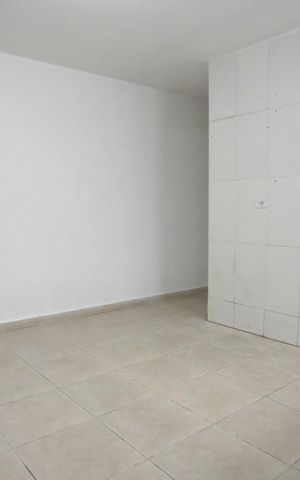 Casa para alugar com 74m², 3 quartos e 3 vagas Casa para alugar com 74m², 3 quartos e 3 vagasCozinha
