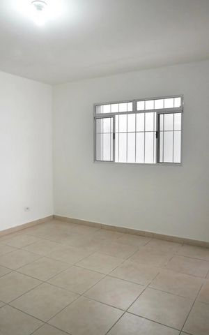 Casa para alugar com 74m², 3 quartos e 3 vagas Casa para alugar com 74m², 3 quartos e 3 vagasSala