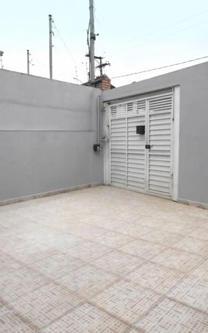 Casa para alugar com 74m², 3 quartos e 3 vagas Casa para alugar com 74m², 3 quartos e 3 vagasGaragem